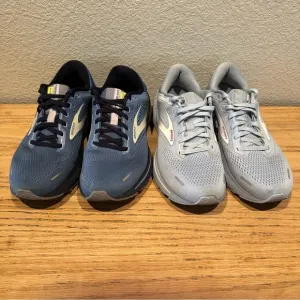Brooks Adrenaline GTS 22 Womens Size 11 Running Shoes Light Dark Blue (Lot of 2)