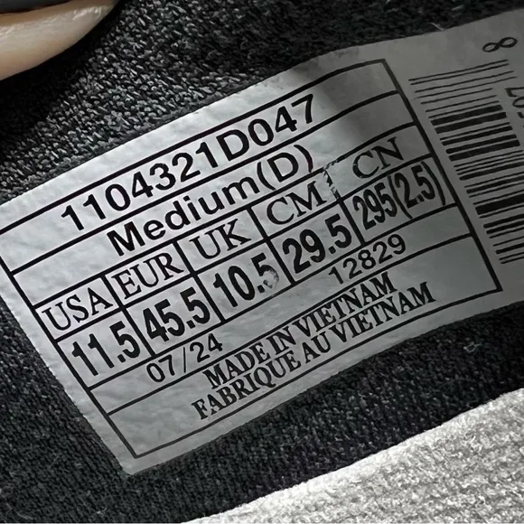Brooks Hyperion 2 Running Shoes in Alloy Grey Bright White Black