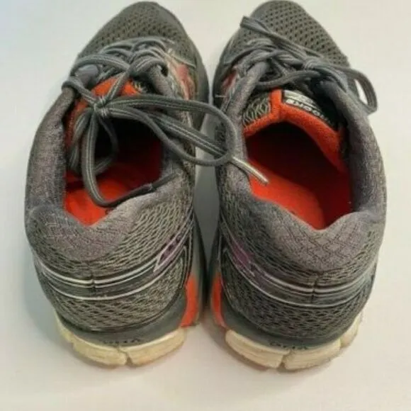 Brooks Mens GTS Seventeen shoes sz 11 Medium black/silver/red running shoes