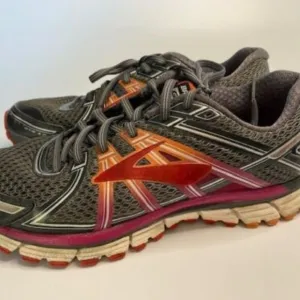 Brooks Mens GTS Seventeen shoes sz 11 Medium black/silver/red running shoes