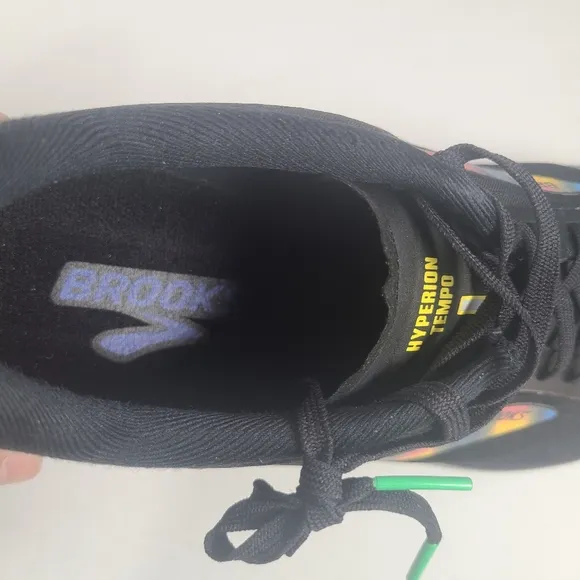 Brooks Men's Hyperion Tempo Black Running Shoes Men’s Size 11.5D