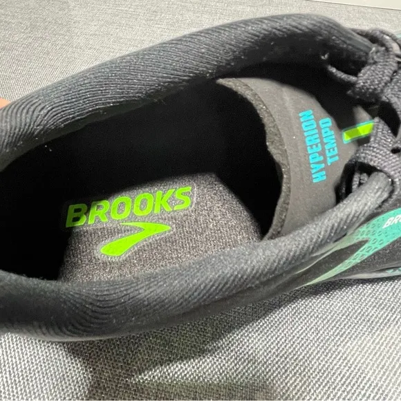 Brooks Men's Hyperion Tempo Running Shoes Black Green Size 11.5 New