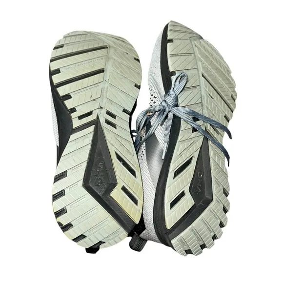 Brooks Reval 4 Running Shoes Size 11