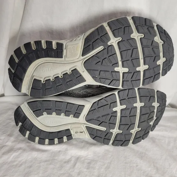 Brooks Women's Ghost 11 Gray Running Shoes Size 10