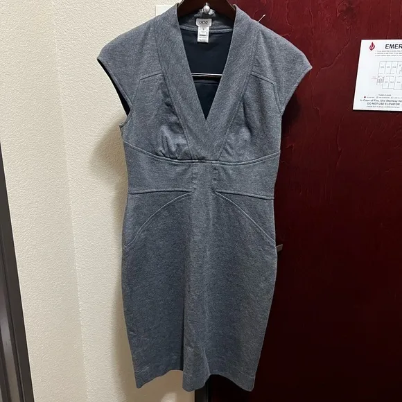 Cache Sheath Dress Gray Angled Waist Detail Women’s Size 8