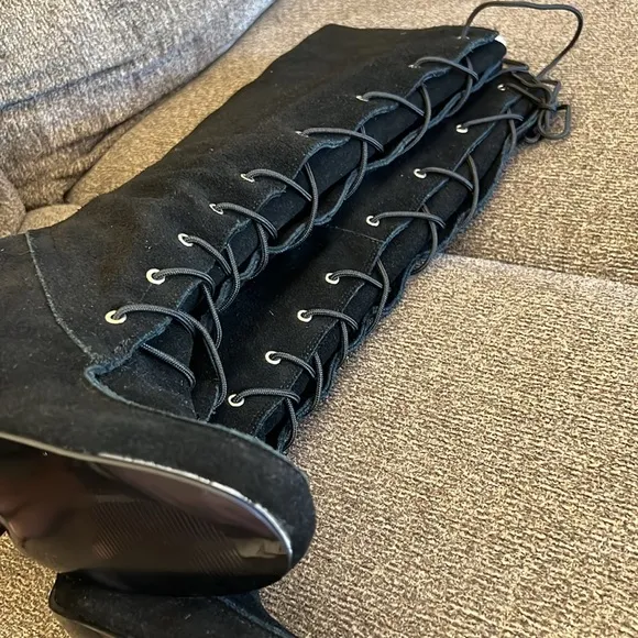 Cami Black Stiletto Suede Bohemian leather boots, Size 7.5 NWOT