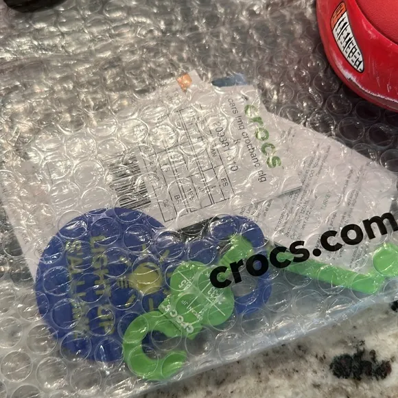Cars Lightning Mcqueen Crocs kids size 1 like new condition still light up