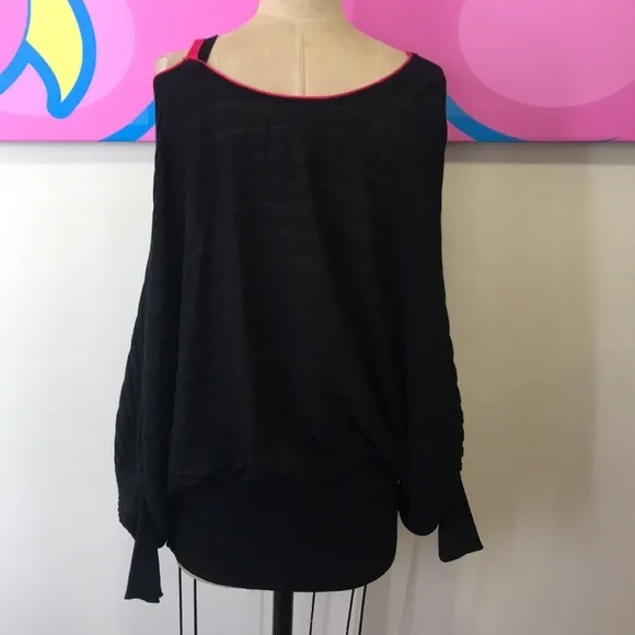 Circle 7 Black Knit Dolman Sleeve Tunic Sweater