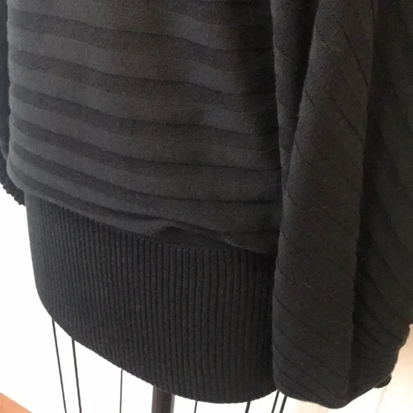 Circle 7 Black Knit Dolman Sleeve Tunic Sweater