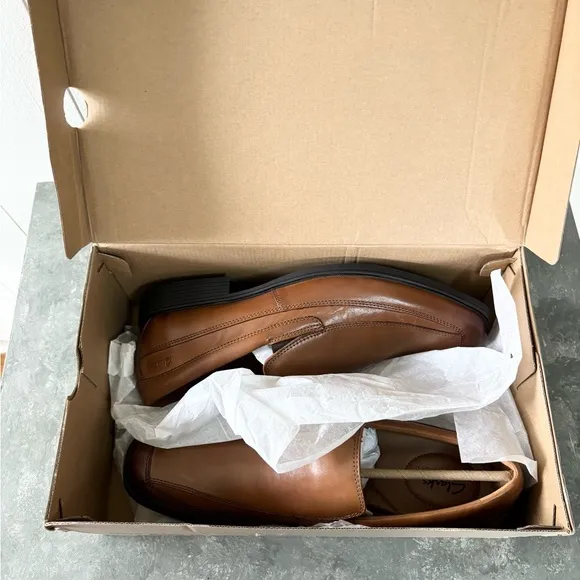 Clark’s Tilden free brown leather dress shoes slip on leather size 12 men’s new