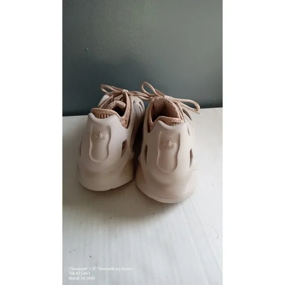 ClimaCool Beige Sneakers Lightweight Comfort Athletic Shoes