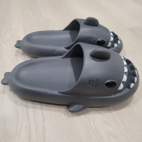 Cloud Shark Slides Sandals Dark Gray Mens ,Women's  Non-slip Unisex 38-39