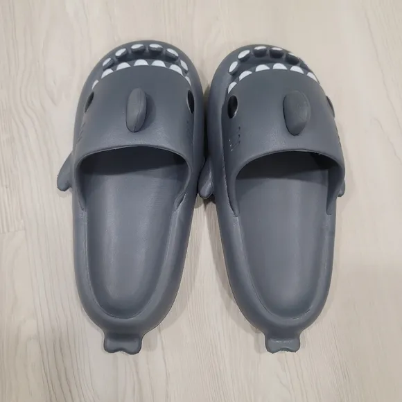 Cloud Shark Slides Sandals Dark Gray Mens ,Women's  Non-slip Unisex 38-39