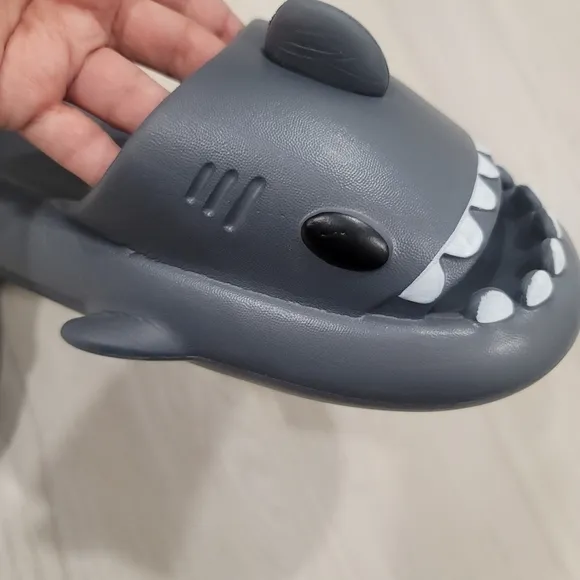 Cloud Shark Slides Sandals Dark Gray Mens ,Women's  Non-slip Unisex 38-39