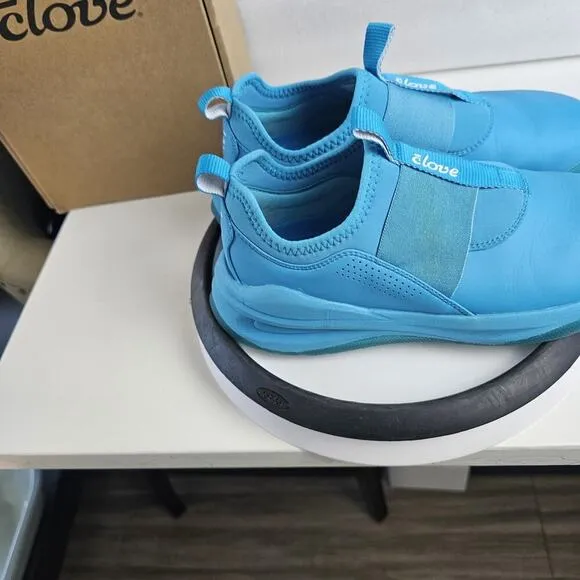clove shoes size 7 uk 5 eu 38 cerulean light blue