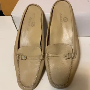 COLE HAAN SZ 6 AA SLIP ON SANDALS BEIGE PREOWNED