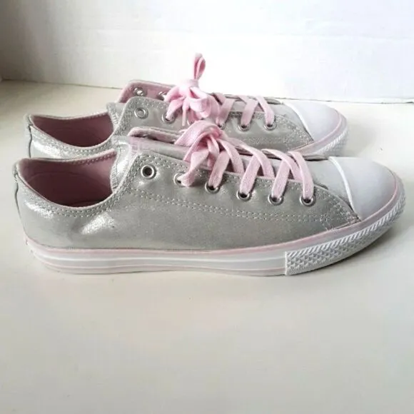 Converse Junior Big Girl size 6 Sneaker