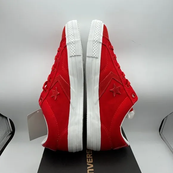 Converse Star Player Ox Mens 10/Womens 12 Shoes 142169C Red NIB