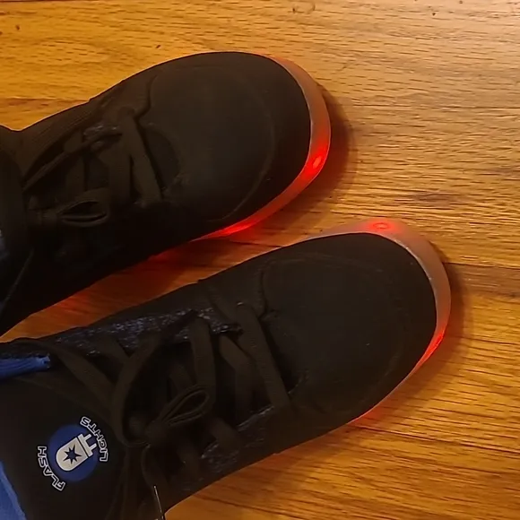 COPY - Flash Lights Boys Size 6 Shoes