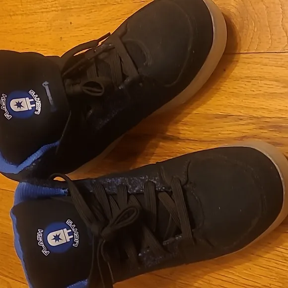 COPY - Flash Lights Boys Size 6 Shoes