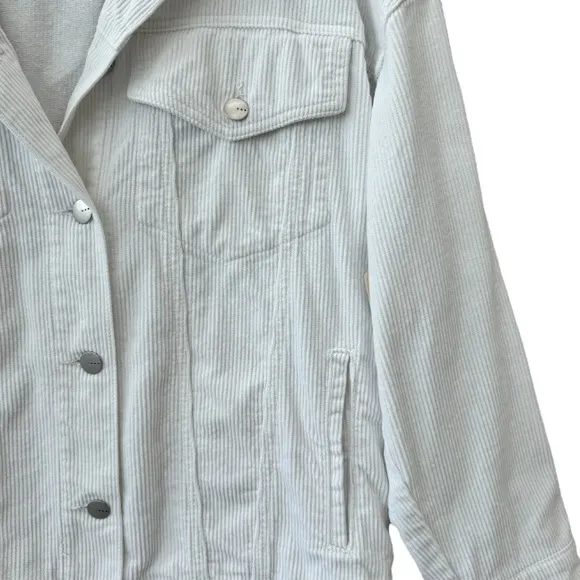 Corduroy Jacket Relaxed Trucker Raw Hem Francesca’s tgla Retro White Size Medium