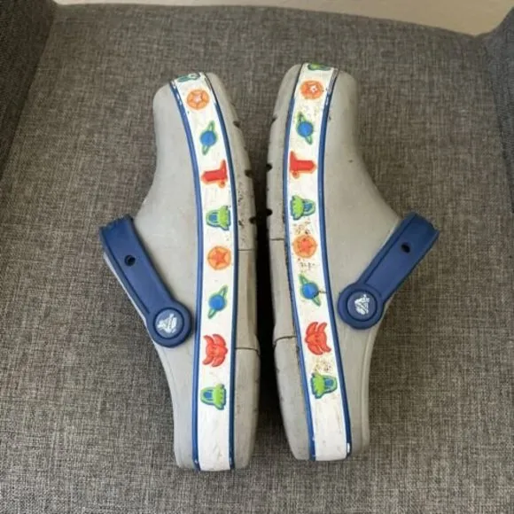 Crocs Unisex Kids Disney Toy Story Clog Slip On Sandals size 3