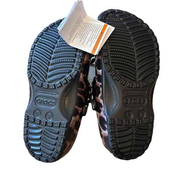 Crocs Women's Classic Animal Remix Clog  - Black/Multi Animal -W7