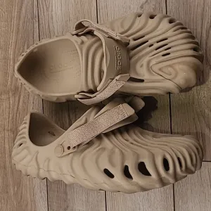 CROCS x Salehe Bembury Stratus Cream‎ Beige Sz 9 Slip On Clog Sandals Shoes RARE