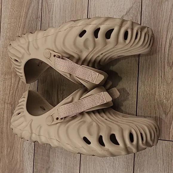 CROCS x Salehe Bembury Stratus Cream‎ Beige Sz 9 Slip On Clog Sandals Shoes RARE