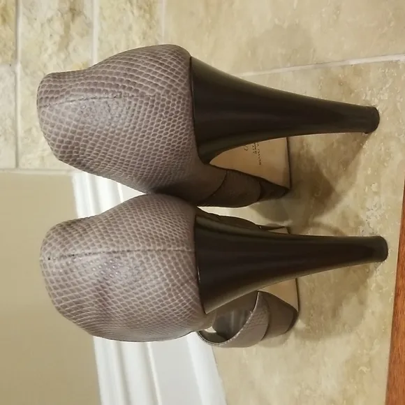 Dana Davis Italian Heels Shoes size 10