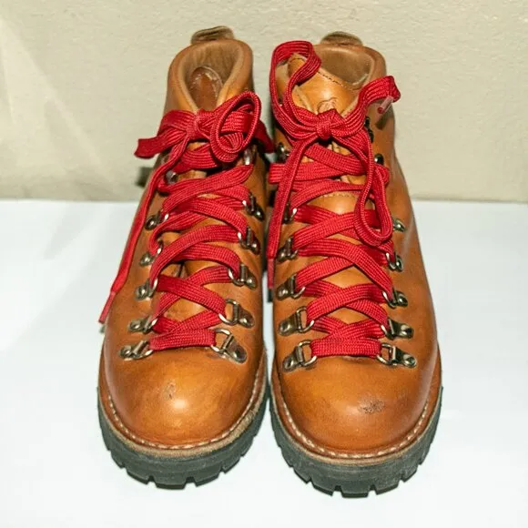 Danner Mountain Light Hiking Boots in Cascade Clovis