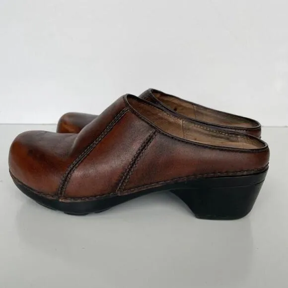 Dansko Leather Slip On Closed-Toe Block Heel Casual Mules Sandals Brown 37
