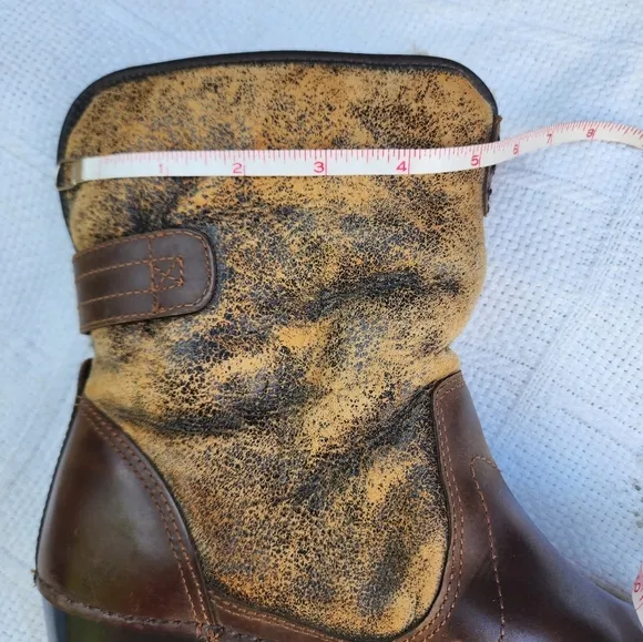 Dansko Lined two tone vegan ankle‎ boots 8.5/9
