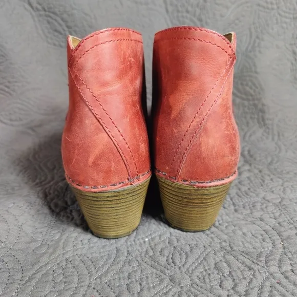 Dansko Max Block Heel Zip  Distressed Rust Burgundy Leather Ankle Wedge 6.5-7
