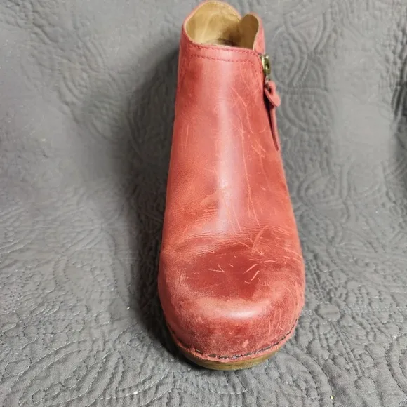 Dansko Max Block Heel Zip  Distressed Rust Burgundy Leather Ankle Wedge 6.5-7
