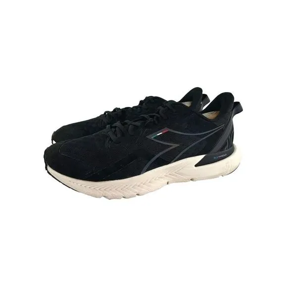 Diadora Mythos Blushield Volo Hip 3 Running Shoes US 11.5 Mens Black Sneakers
