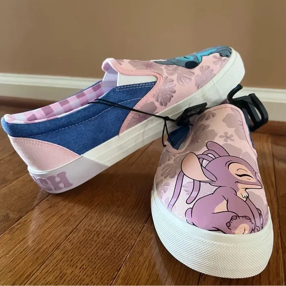 Disney Womens Shoes Stitch Low Top Slip-on Canvas Sneakers Lilac Checkered 9.5‎