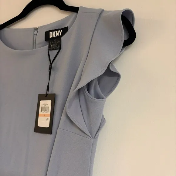 DKNY Women's Flutter Sleeve Faux Wrap with Hardware, Size 2