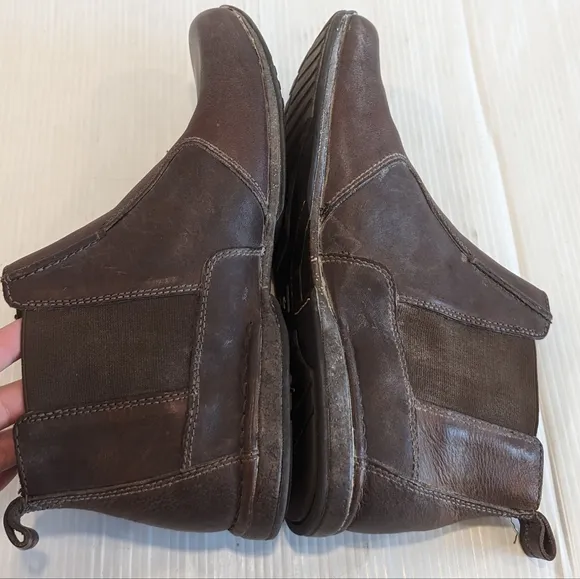 DOC MARTENS 11497 men's oiled brown leather slip-on Chelsea ankle boots
