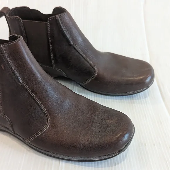 DOC MARTENS 11497 men's oiled brown leather slip-on Chelsea ankle boots