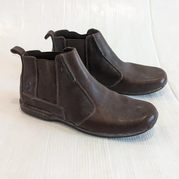DOC MARTENS 11497 men's oiled brown leather slip-on Chelsea ankle boots
