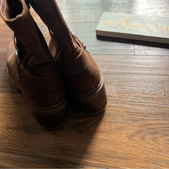 Dolce Vita Cameos U Nail Moto Boots NWOT