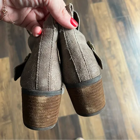 Dolce Vita Cameos U Nail Moto Boots NWOT