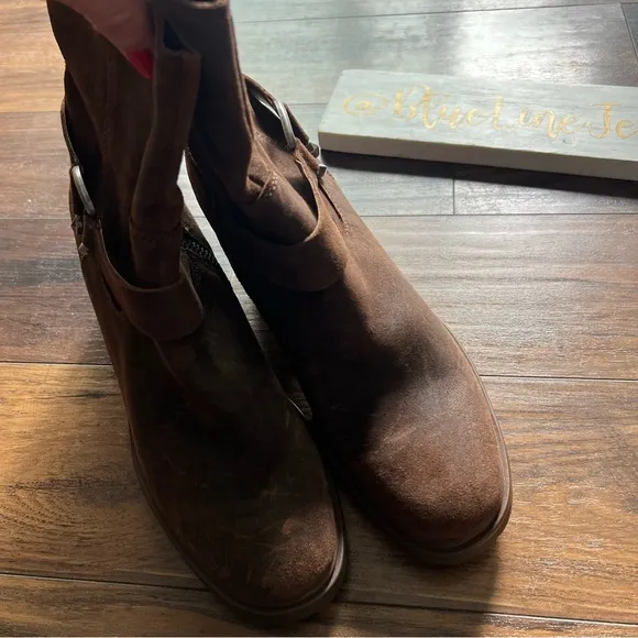 Dolce Vita Cameos U Nail Moto Boots NWOT