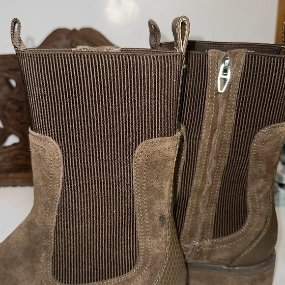 Dolce Vita Elyse H2O Wide cocoa suede women’s brown Boots size 9.5