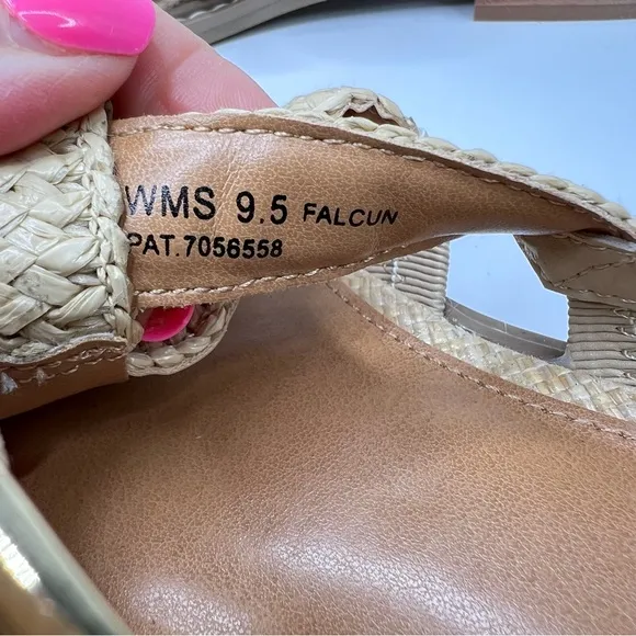 Dolce Vita Fyona Raffia Fisherman Style Slip On Mule Sandals