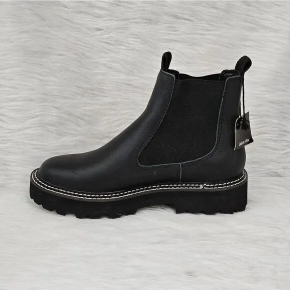 Dolce Vita, Leather, waterproof boots in black.