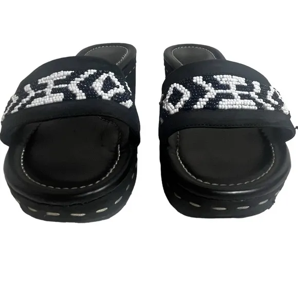 Donald J. Pliner beaded slip on black leather wedge slide sandals size 5.5