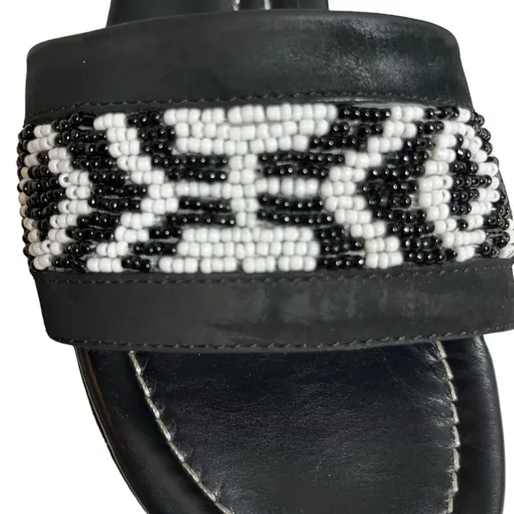 Donald J. Pliner beaded slip on black leather wedge slide sandals size 5.5