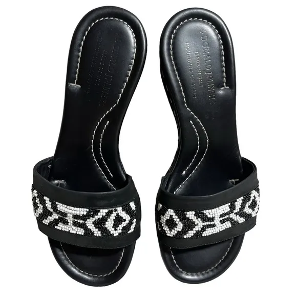Donald J. Pliner beaded slip on black leather wedge slide sandals size 5.5